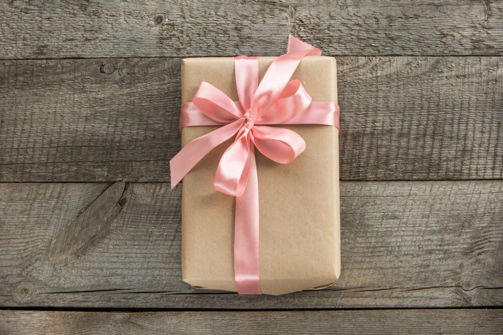 gift wrapped bow